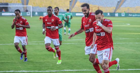 60 دقيقة.. الأهلي يحافظ على تقدمه أمام الاتحاد السكندري 2 / 0.. صور