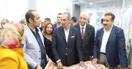 وزير الاتصالات يزور مركز إبداع مصر الرقمية "كريتيفا" بجامعة المنوفية     