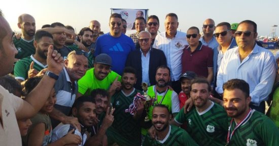 "المصري" يتوج بطلاً لمجموعة بورسعيد ببطولة دوري كرة القدم الشاطئية.. صور