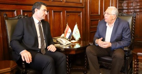 ‫وزيرا الزراعة في مصر ولبنان يبحثان تعزيز التعاون في مختلف الأنشطة الزراعية