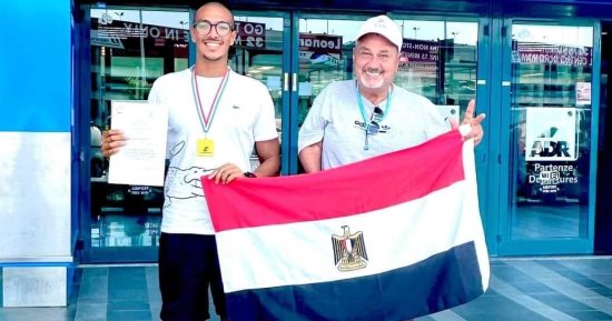 "أسامة" ابن بورسعيد يحقق إنجازا عالميا ويحل ثالثا في سباق عبور المانش