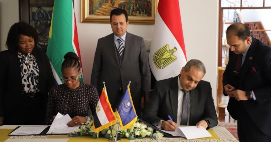 مذكرة تفاهم بين هيئتى الدواء المصرية والرقابة على المنتجات الصحية بجنوب أفريقيا