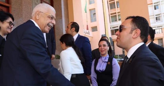رئيس جامعة المنوفية يستقبل وفدا من أعضاء تنسيقية شباب الأحزاب والسياسيين 