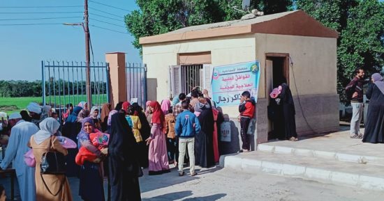 القافلة الطبية المجانية في وحدة طوسون بالإسماعيلية تستقبل 374 مواطنا 