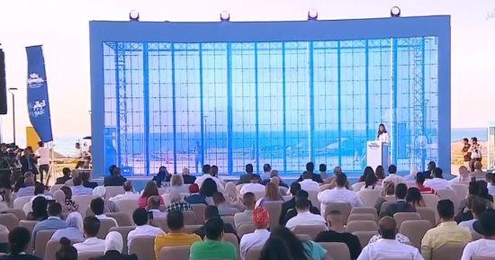 "اليوم" يتابع مهرجان العلمين قبيل انطلاق حفل الفنان تامر حسنى