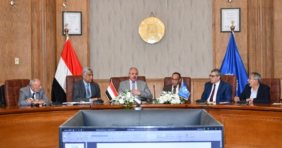 جامعة القناة تعقد اجتماعا لمراجعة نظام الجودة طبقاً لمواصفات الأيزو