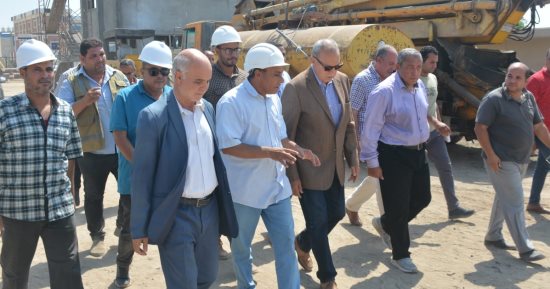 محافظ القليوبية يتفقد عددا من المشروعات بكفر شكر.. صور