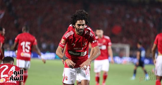 15 دقيقة.. الأهلي يحافظ على التقدم بهدف أمام الزمالك فى مباراة القمة