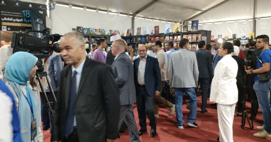 أكثر من ألف عنوان.. تعرف على إصدارات هيئة الكتاب بمعرض الإسكندرية الدولى