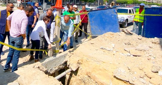محافظ الإسكندرية يتفقد أعمال مشروع فصل شبكة مياه الأمطار 