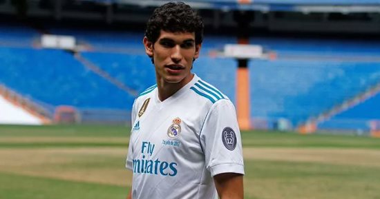 ريال مدريد يعلن رسميًا رحيل فاييخو إلى غرناطة 