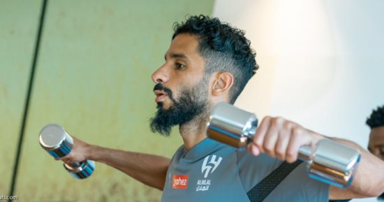 الهلال السعودي يعلن غياب الشهري عن البطولة العربية للأندية
