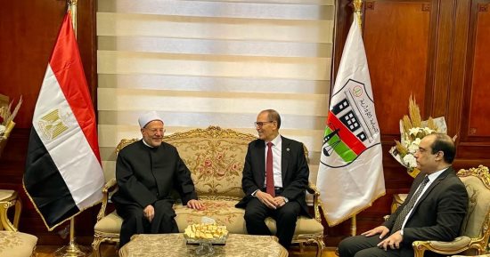 رئيس هيئة النيابة الإدارية يستقبل مفتى الجمهورية للتهنئة بمنصبه الجديد