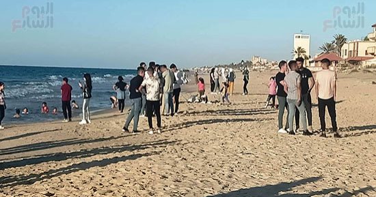 شواطئ أرض الفيروز ..العريش تستقبل المصطافين