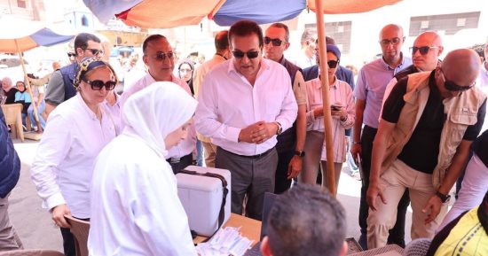 مستشفى "سعاد كفافى الجامعى" بجامعة مصر للعلوم والتكنولوجيا يشارك فى المبادرة الرئاسية "100 يوم صحة"