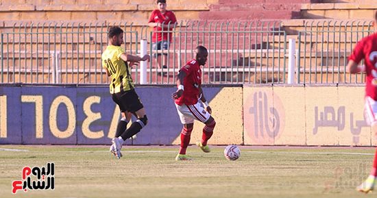 الأهلي يحافظ على التقدم أمام المقاولون العرب 2 / 1 بعد مرور 60 دقيقة