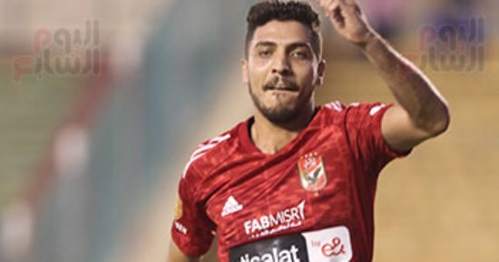 خالد بيبو يبدأ التفاوض مع محمد شريف لتجديد عقده مع الأهلى بعد انتهاء الإجازة
