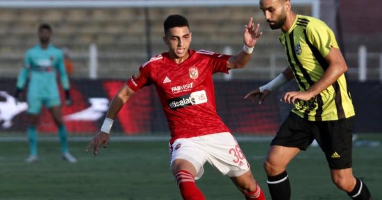كوكا: الأهلى قدم موسمًا استثنائيًّا.. وسعيد بالاحتفال بالدرع مع الجماهير