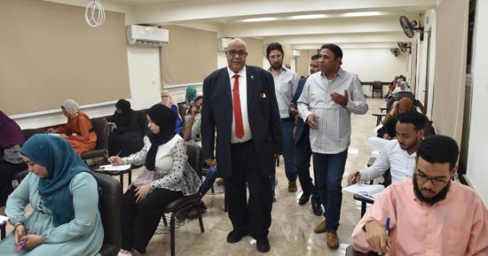 مركز تنمية القدرات ينظم دورات للمتدربين من الجامعات الحكومية فى جامعة الأقصر 