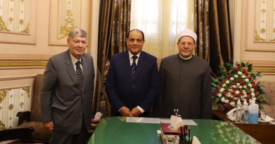 رئيس مجلس القضاء الأعلى يستقبل مفتي الجمهورية 