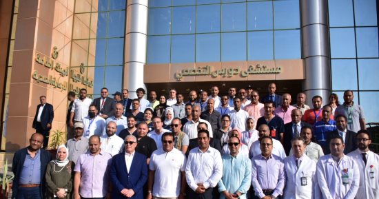 تفاصيل زيارة وزير الصحة للمنشآت الصحية بالأقصر.. خالد عبدالغفار يشيد بمستوى التجهيزات بمستشفى حورس التخصصى.. ويؤكد: التأمين الصحى الشامل حقق قفزات سريعة.. وتقديم 15 مليون خدمة طبية لمنتفعى التأمين بالأقصر للآن