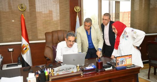 محافظ الغربية يناقش تطوير المحاور المرورية والطرق الرئيسية بطنطا والمحلة 