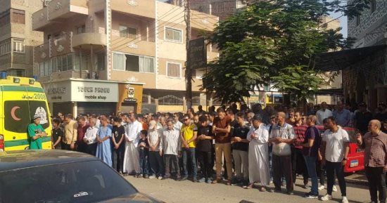 تشييع جنازة 5 من أسرة واحدة ببنى سويف لقوا مصرعهم فى حادث الضبعة 