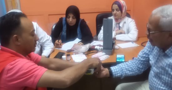 مياه المنوفية تستضيف حملة "100 يوم صحة" للكشف على العاملين بالشركة