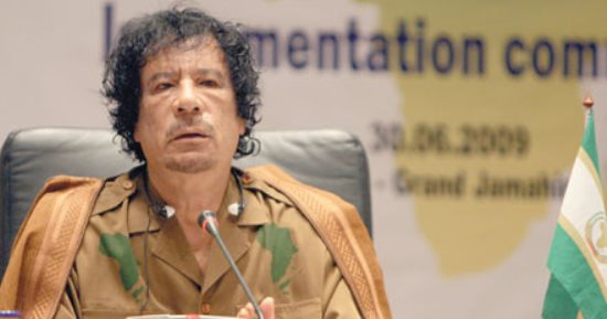 سعيد الشحات يكتب.. ذات يوم 18يوليو 2010.. القذافى يرتدى بدلة خضراء منقوش عليها خريطة أفريقيا بصورة متكررة فى آخر لقاء له مع محمد حسنين هيكل