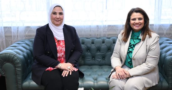 وزيرة التضامن: إنشاء مركزين لإيواء ضحايا الإتجار بالبشر.. صور 