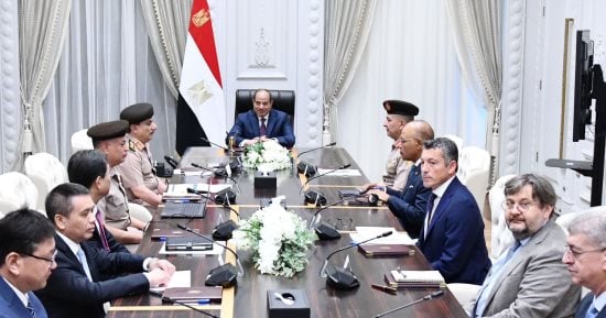 الرئيس السيسي يوجه بمواصلة تطوير منظومة إنتاج الأسمدة.. ويشدد على مواصلة جهود تعميق التصنيع المحلى من خلال نقل التكنولوجيا والخبرة.. ويؤكد: الدولة تعمل بدأب على بناء قاعدة صناعية حقيقية ومتطورة