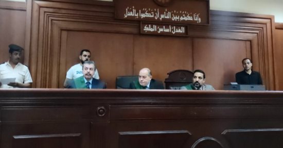 الإعدام لـ 5 متهمين بينهم سيدتان فى اتهامهم بقتل سائق "توك توك" بالإسكندرية