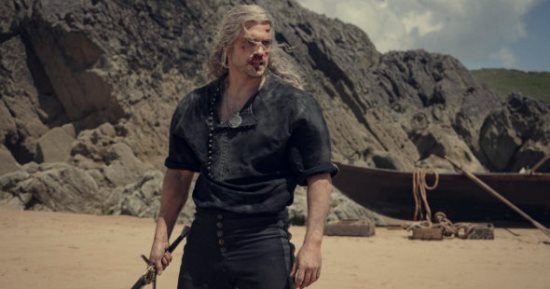 إشادات وانتقادات لـ نهاية رحلة هنرى كافيل مع مسلسل The Witcher