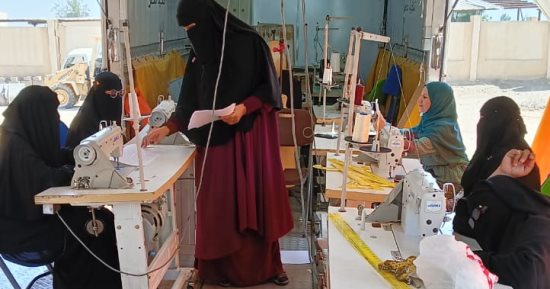 وزارة العمل: تدريب على التفصيل والخياطة والكهرباء بالوادى الجديد ضمن "حياة كريمة"