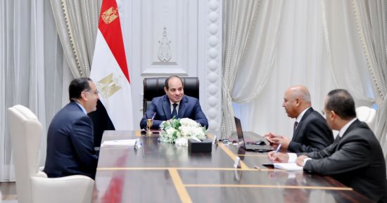 الرئيس السيسي يوجه بتعزيز نشاط الموانئ المصرية على المستويين الإقليمى  والعالمى - اليوم السابع