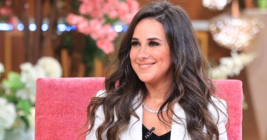 شيرى عادل ابنة بيومى فؤاد فى فيلم أصل الحكاية وخالد الصاوى عمها