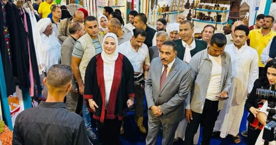 وزيرة التضامن الاجتماعي تفتتح معرض ديارنا للمنتجات التراثية بمارينا "5"