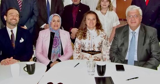 وزير التعليم العالي يرأس وفدا لبحث آليات التعاون مع جامعة لندن للتخصصات المُتداخلة