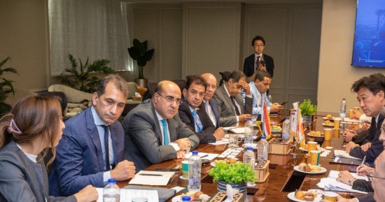 رئيس وفد البرلمان اليابانى: المنطقة الاقتصادية مشروع واعد لخدمة التجارة العالمية