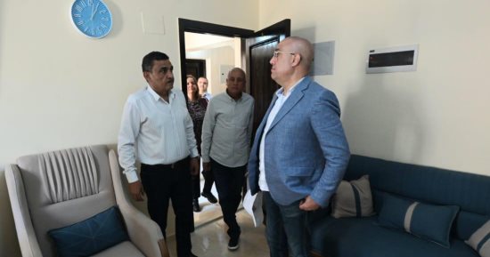 وزير الإسكان يتفقد مشروعات محاور الطرق و"سكن كل المصريين" بمدينة السادات
