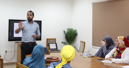 مركز تحديث الصناعة ينظم تدريباً لعدد من الباحثين ورواد الأعمال