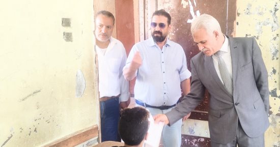 مدير تعليم القاهرة يتفقد امتحانات الدور الثانى للشهادة الإعدادية