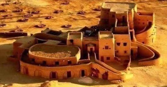 السياحة والآثار: الانتهاء من تقييم أول ثلاث منشآت فندقية بيئية بسيوة