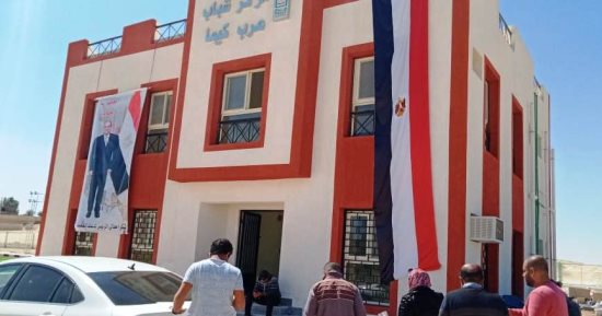 "حياة كريمة" فى أسوان.. تسارع العمل بمشروعات التطوير الشامل بقرى الرغامة البلد وفطيرة وكيما وبوير لخدمة 60 ألف نسمة.. عمارات سكنية للشباب وأسواق ومحطة مياه شرب كبيرة.. ومشروعات خدمية تحسن جودة الحياة.. صور