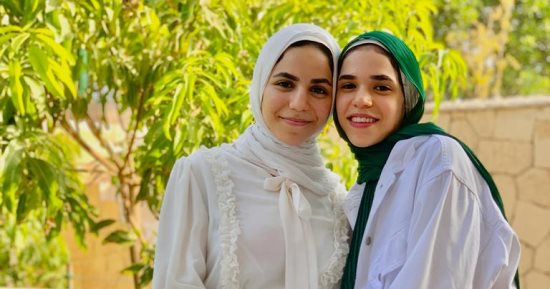 ثراء وميسان توأم يتصدر قائمة أوائل الثانوية الأزهرية: سنلتحق بكلية اللغات والترجمة