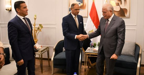 محافظ جنوب سيناء يُهنئ مدير الأمن الجديد.. ويشكر السابق على فترة عمله بالمحافظة