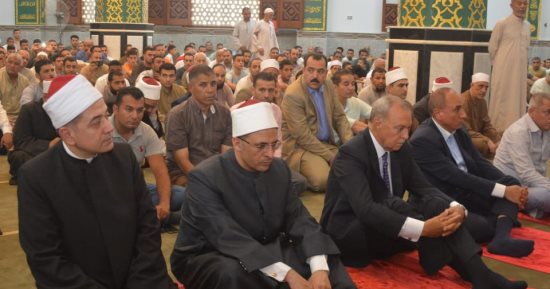 محافظ القليوبية يشهد فعاليات القافلة الدعوية والمقرأة النموذجية للأئمة
