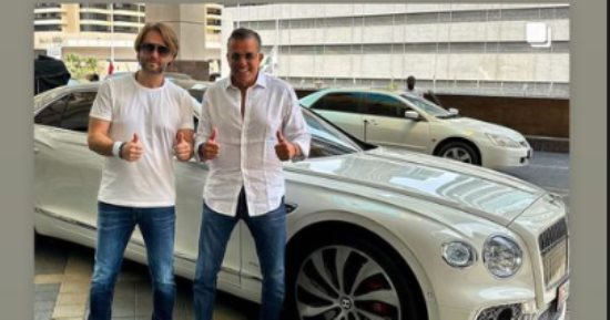 كولر ينشر صورة مرتجى مع وكيله.. هل حسم الأهلى ملف تجديد عقد السويسرى؟
