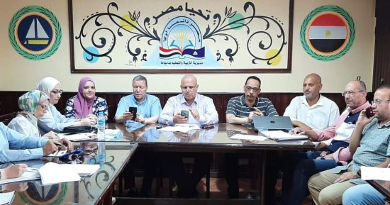 طلاب الشهادة الإعدادية والدبلومات الفنية بدمياط يبدأون امتحانات الدور الثانى