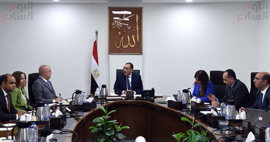 رئيس الوزراء يتابع إجراءات توفير الدعم المطلوب لمشروعات "سكن كل المصريين"